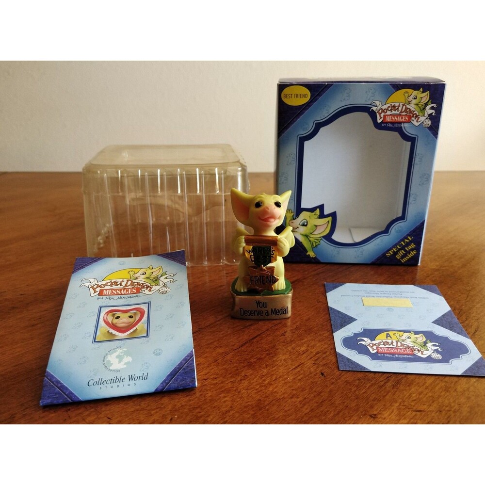 Pocket Dragon Messages World's Best Friend w/ Paperwork Real Musgrave Y2K 2000